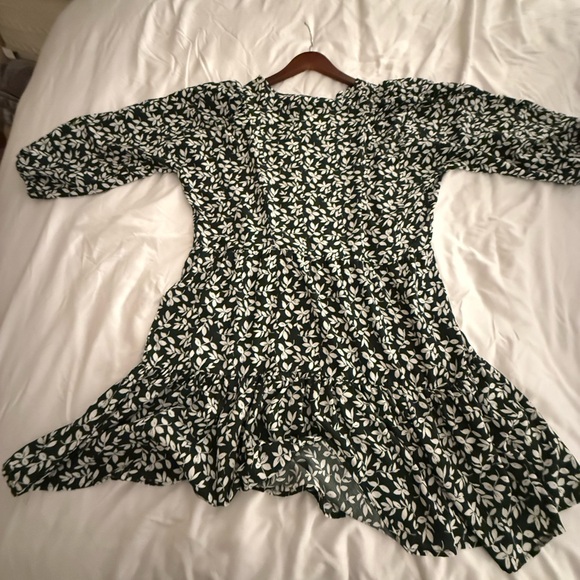 3/4 Sleeve Floral Print Dress with Ruffle Hem - Picture 3 of 5